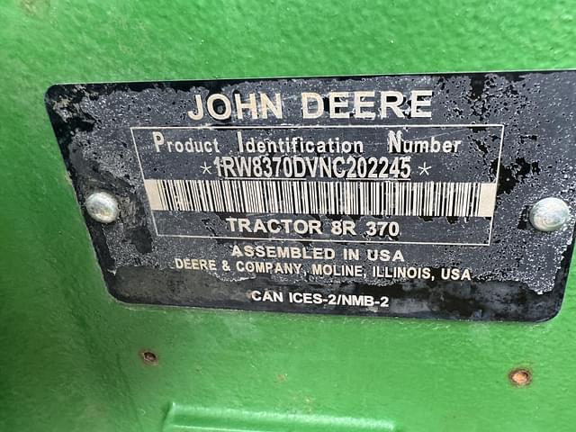 Image of John Deere 8R 370 equipment image 2