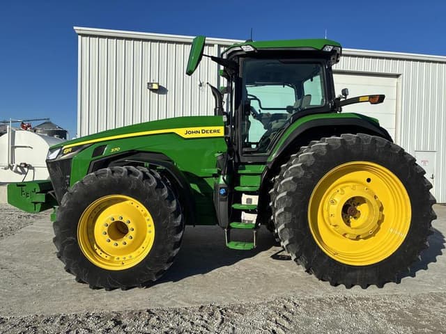 Image of John Deere 8R 370 equipment image 2