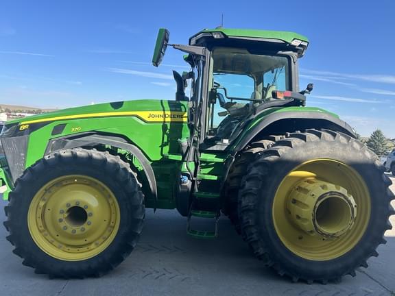 Image of John Deere 8R 370 equipment image 4