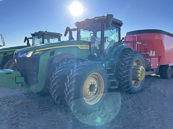 Image of John Deere 8R 370 equipment image 1