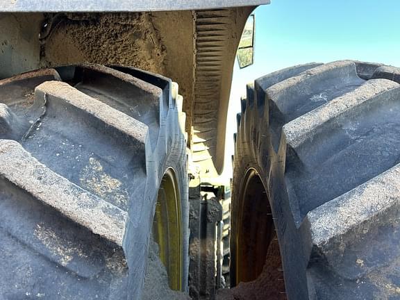 Image of John Deere 8R 370 equipment image 4