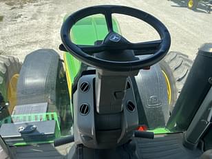 Main image John Deere 8R 370 23