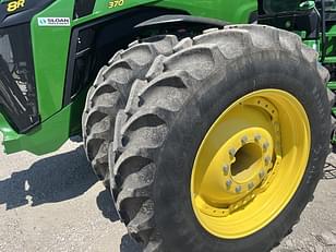 Main image John Deere 8R 370 4