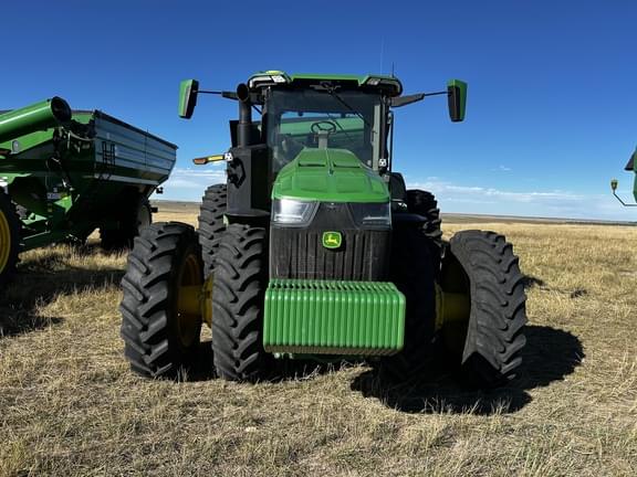 Image of John Deere 8R 370 equipment image 1
