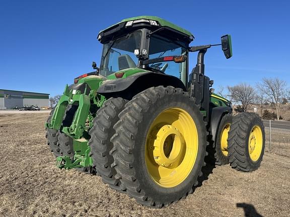 Image of John Deere 8R 370 equipment image 3