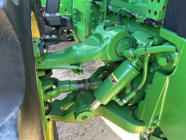 Image of John Deere 8R 370 equipment image 3
