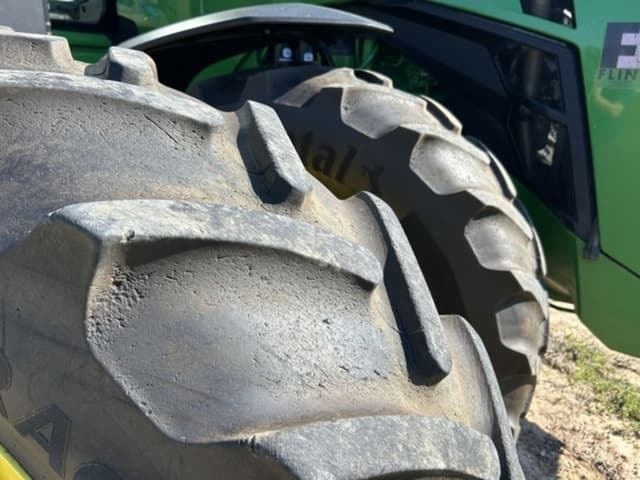 Image of John Deere 8R 370 equipment image 4