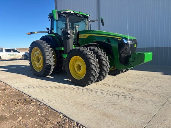 2022 John Deere 8R 370 Equipment Image0