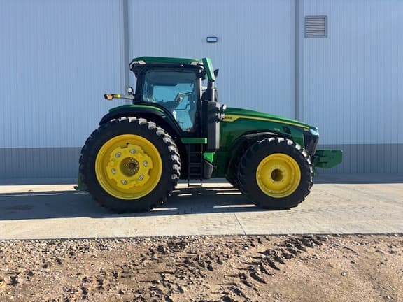 Image of John Deere 8R 370 equipment image 1
