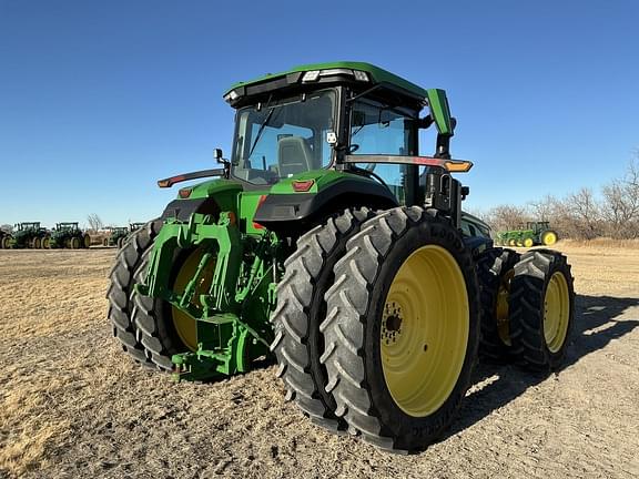 Image of John Deere 8R 370 equipment image 4