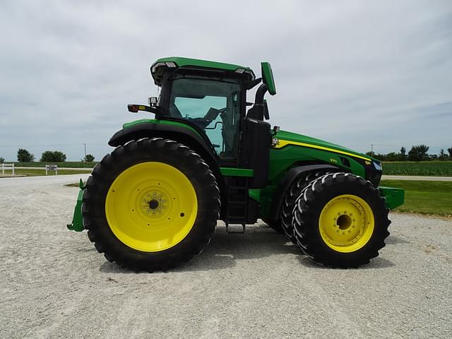 Image of John Deere 8R 370 equipment image 3