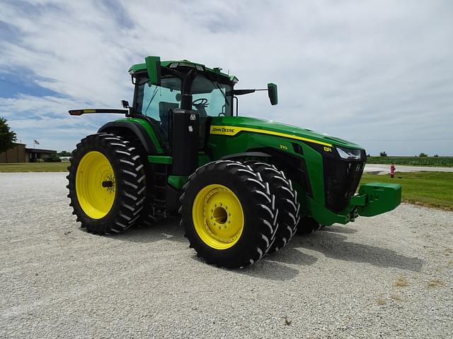 Image of John Deere 8R 370 equipment image 4