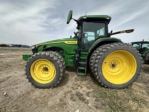 Main image John Deere 8R 370 8