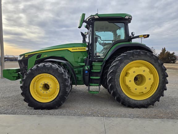 Image of John Deere 8R 370 equipment image 4