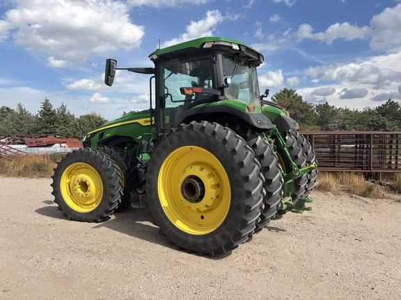 Image of John Deere 8R 370 equipment image 3