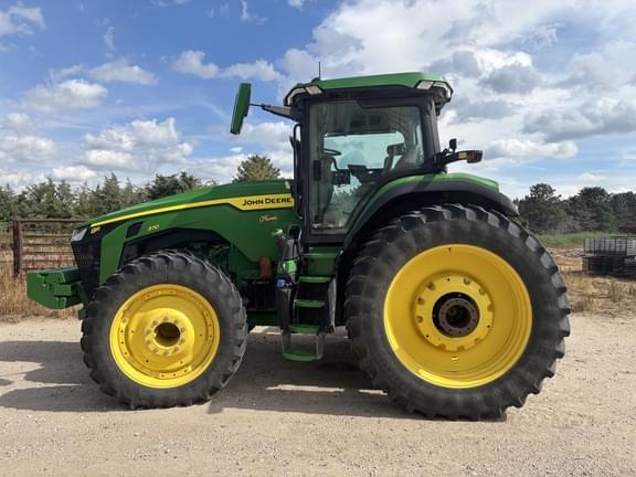 Image of John Deere 8R 370 equipment image 4
