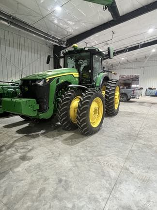 Image of John Deere 8R 370 Primary image