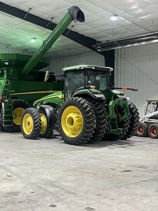 Image of John Deere 8R 370 equipment image 3