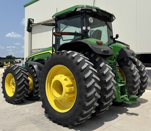 Image of John Deere 8R 370 equipment image 4