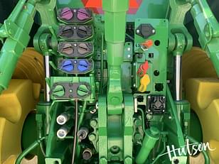 Main image John Deere 8R 370 17