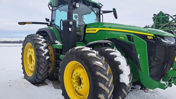 Image of John Deere 8R 370 equipment image 1