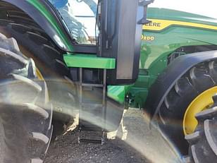 Main image John Deere 8R 370 21