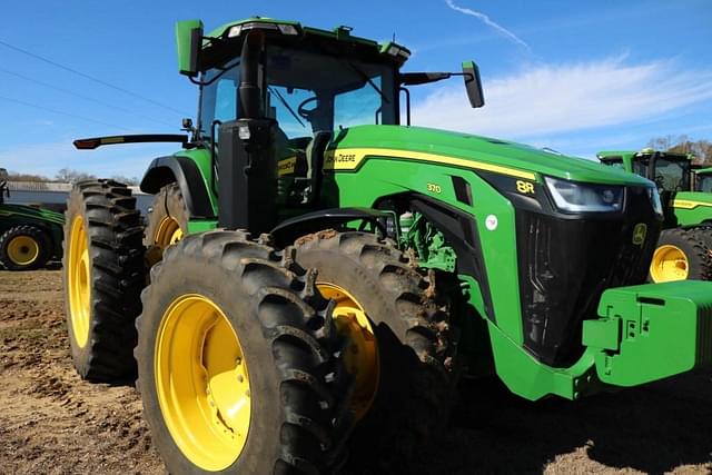 Image of John Deere 8R 370 equipment image 2