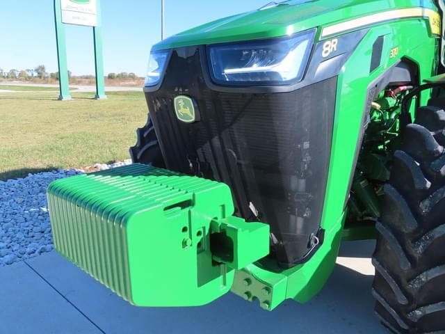 Image of John Deere 8R 370 equipment image 4