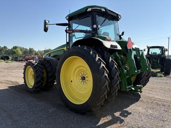 Image of John Deere 8R 370 equipment image 2