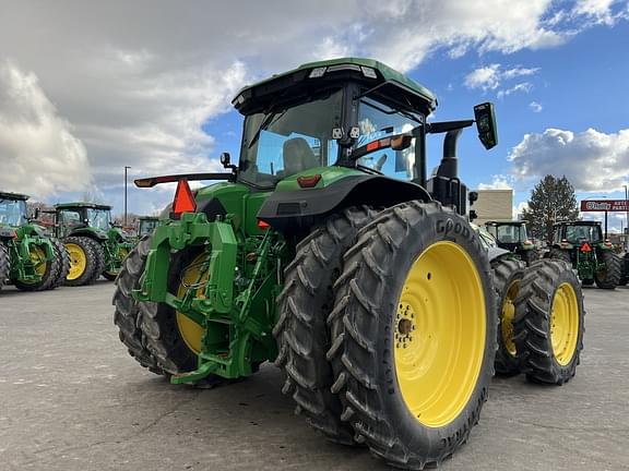 Image of John Deere 8R 370 equipment image 4