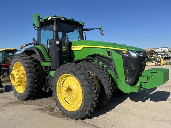 Image of John Deere 8R 370 equipment image 1