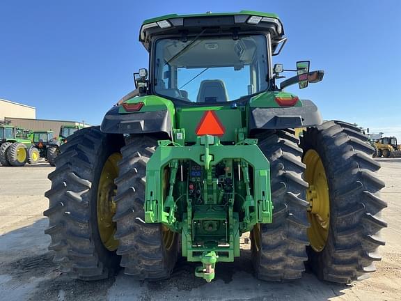 Image of John Deere 8R 370 equipment image 2