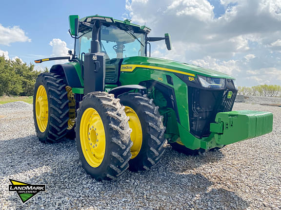 Image of John Deere 8R 370 equipment image 1