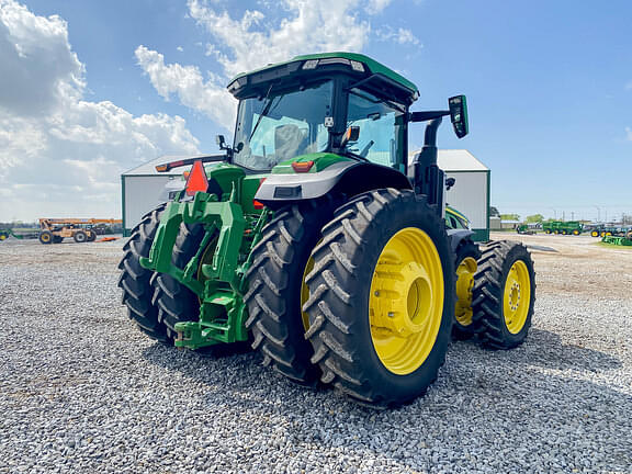 Image of John Deere 8R 370 equipment image 3