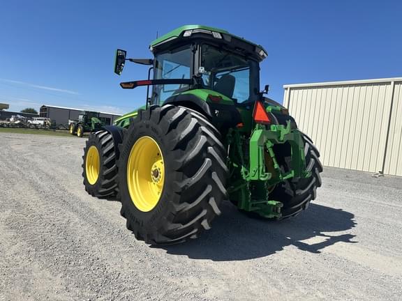 Image of John Deere 8R 370 equipment image 2