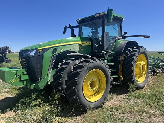 Image of John Deere 8R 370 Primary image