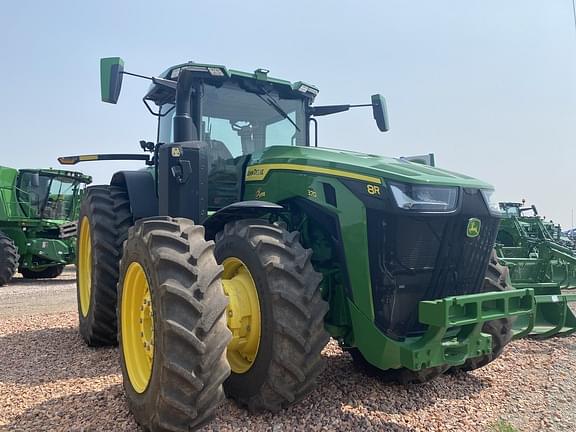 Image of John Deere 8R 370 equipment image 4
