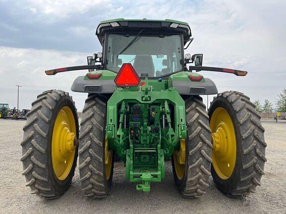 Image of John Deere 8R 370 equipment image 2