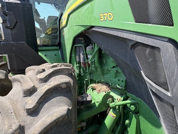 Image of John Deere 8R 370 equipment image 2