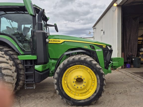 Main image John Deere 8R 370