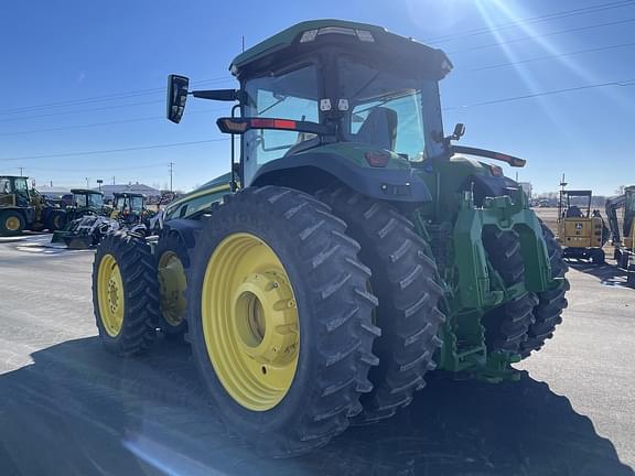 Image of John Deere 8R 370 equipment image 4