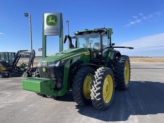 Image of John Deere 8R 370 equipment image 2