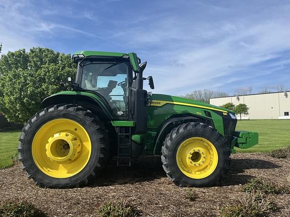 Image of John Deere 8R 370 equipment image 2