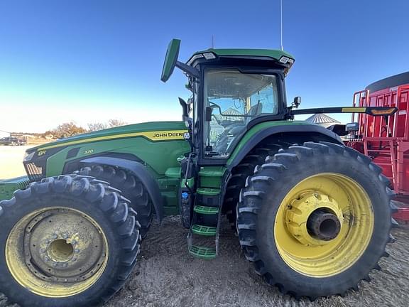 Image of John Deere 8R 370 equipment image 4