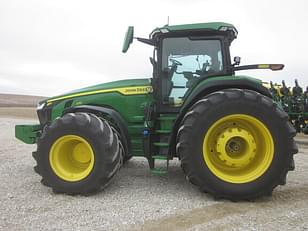 Main image John Deere 8R 370 6