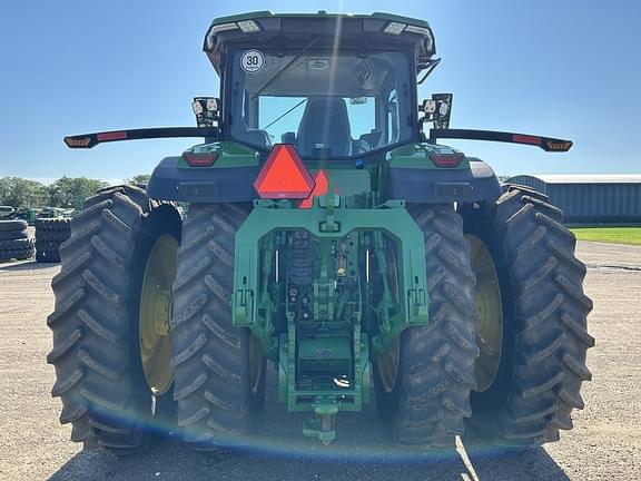 Image of John Deere 8R 370 equipment image 3