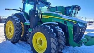2022 John Deere 8R 370 Image