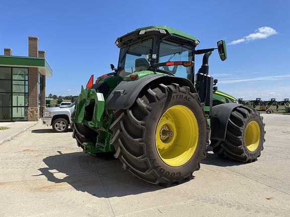 Image of John Deere 8R 370 equipment image 4