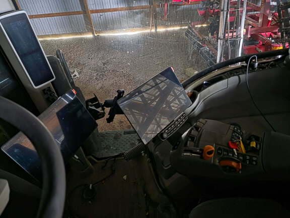 Image of John Deere 8R 370 equipment image 3