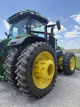 Image of John Deere 8R 370 equipment image 2